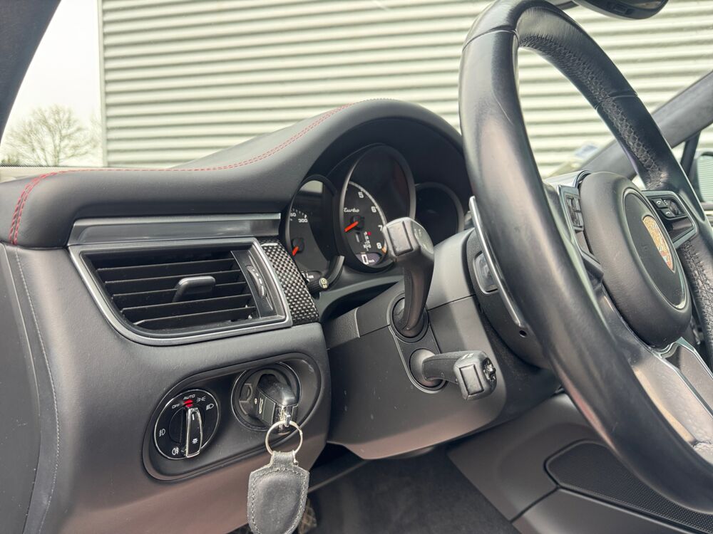 Macan 3.6 V6 TURBO PACK PERFORMANCE 2018 occasion 56450 Theix-noyalo