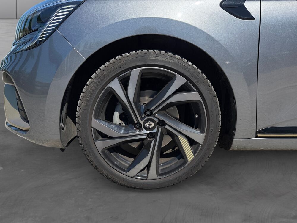 Clio V 1.6 E-TECH HYBRIDE 145 ENGINEERED 2023 occasion 45750 Saint-Pryv&eacute;-Saint-Mesmin