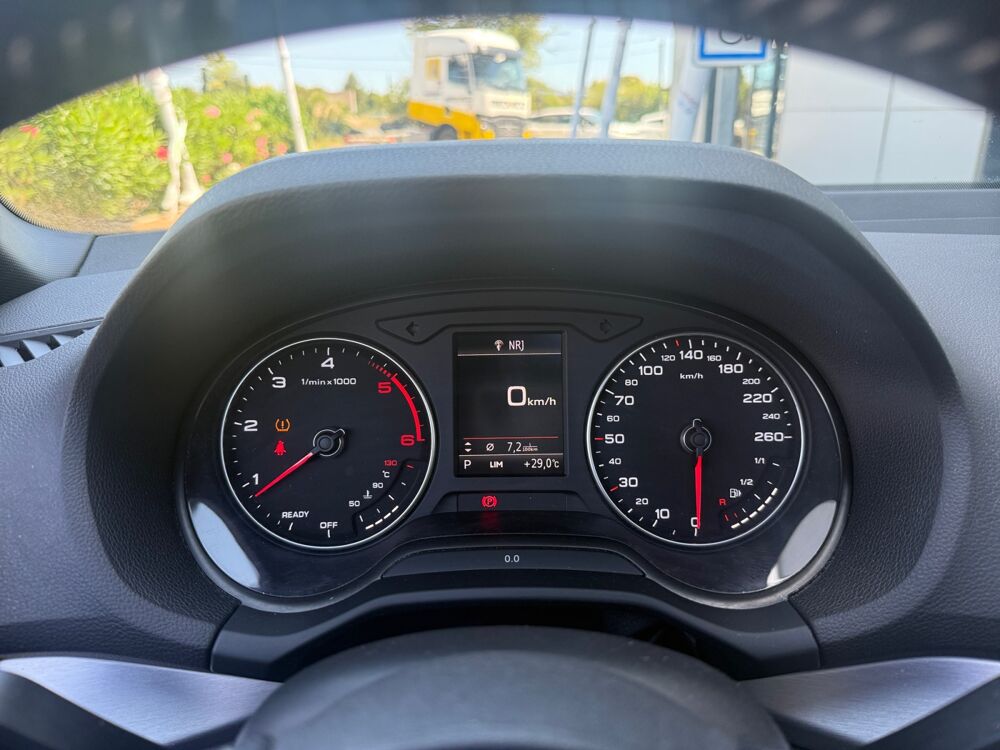 Q2 35 TDI 150 DESIGN LUXE QUATTRO S TRONIC 2017 occasion 83210 La Farl&egrave;de