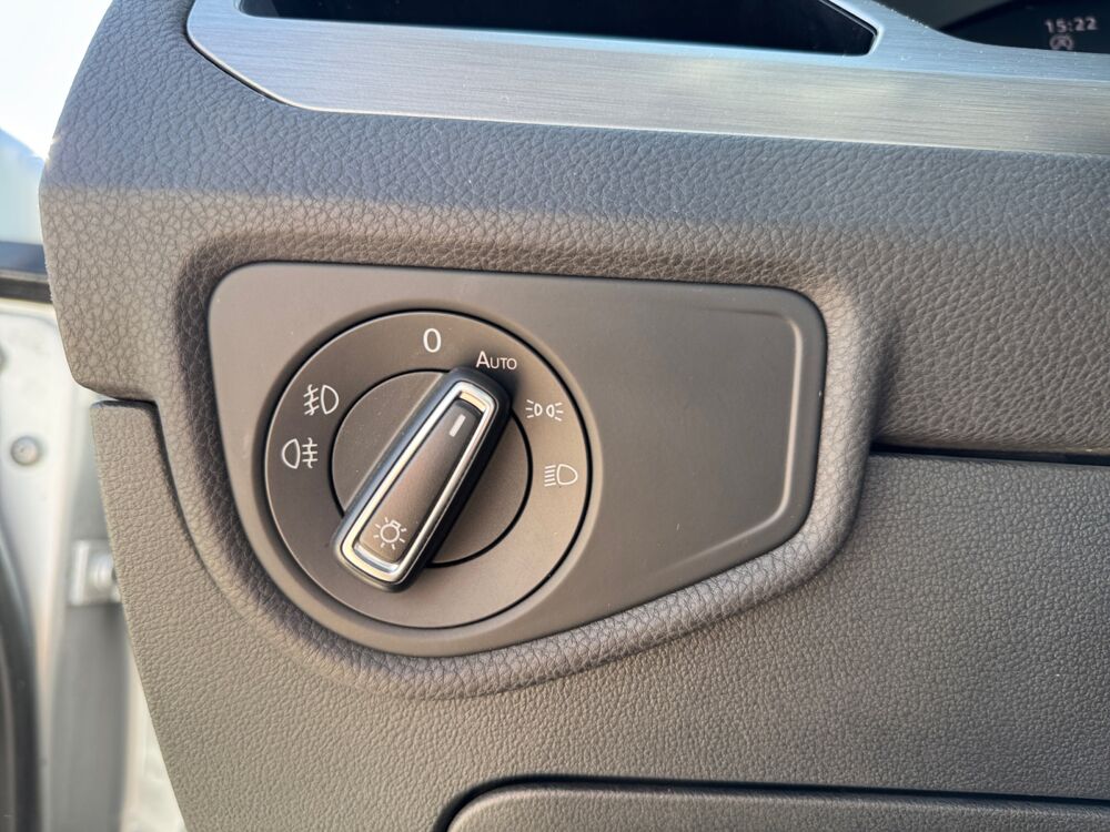 Touran III 2.0 TDI 150 LOUNGE DSG7 7PL 2022 occasion 45750 Saint-Pryv&eacute;-Saint-Mesmin