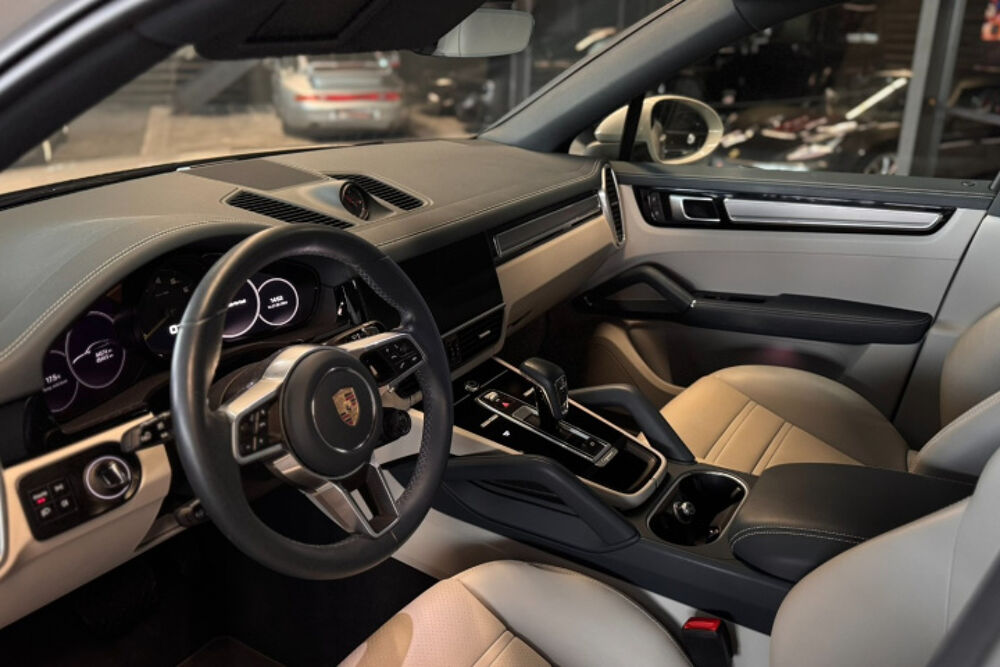 Cayenne 3.0 V6 E-HYBRID COUPE PLATINIUM EDITION 2023 occasion 64121 Serres-Castet