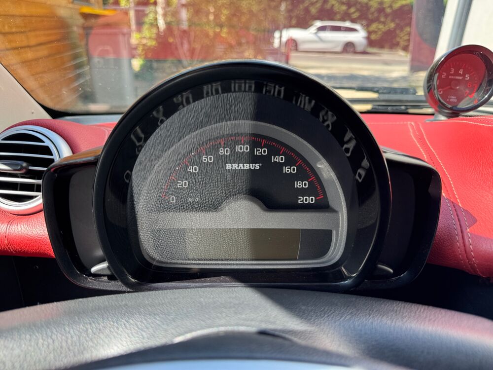 ForTwo BRABUS XCLUSIVE 98 2008 occasion 69730 Genay