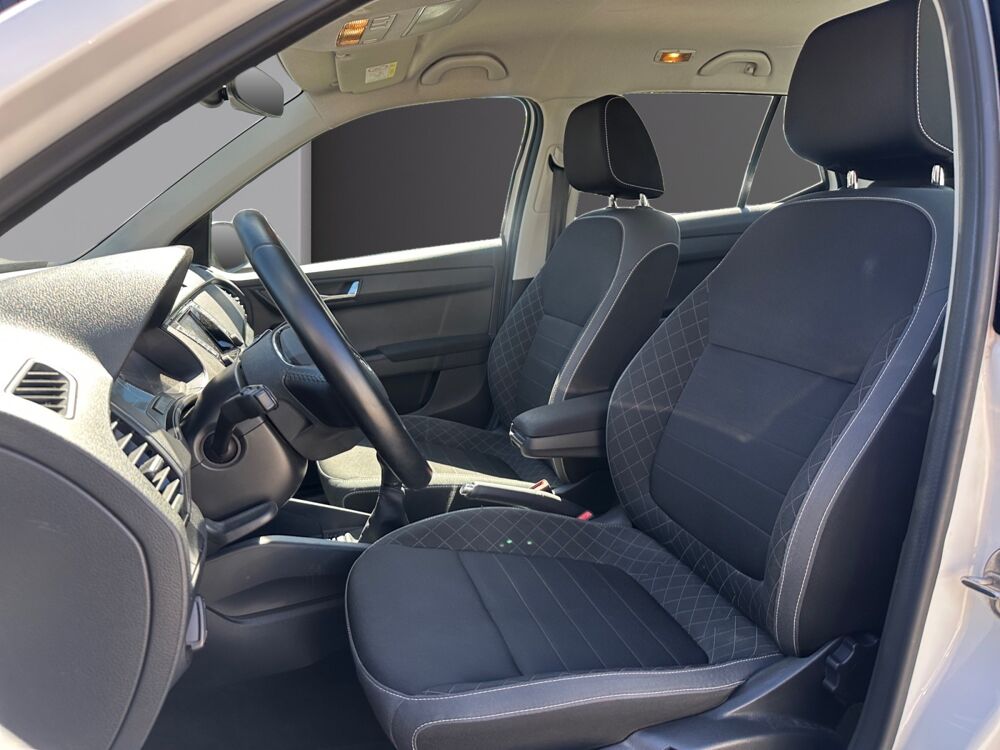 Fabia BUSINESS 2021 occasion 69730 Genay