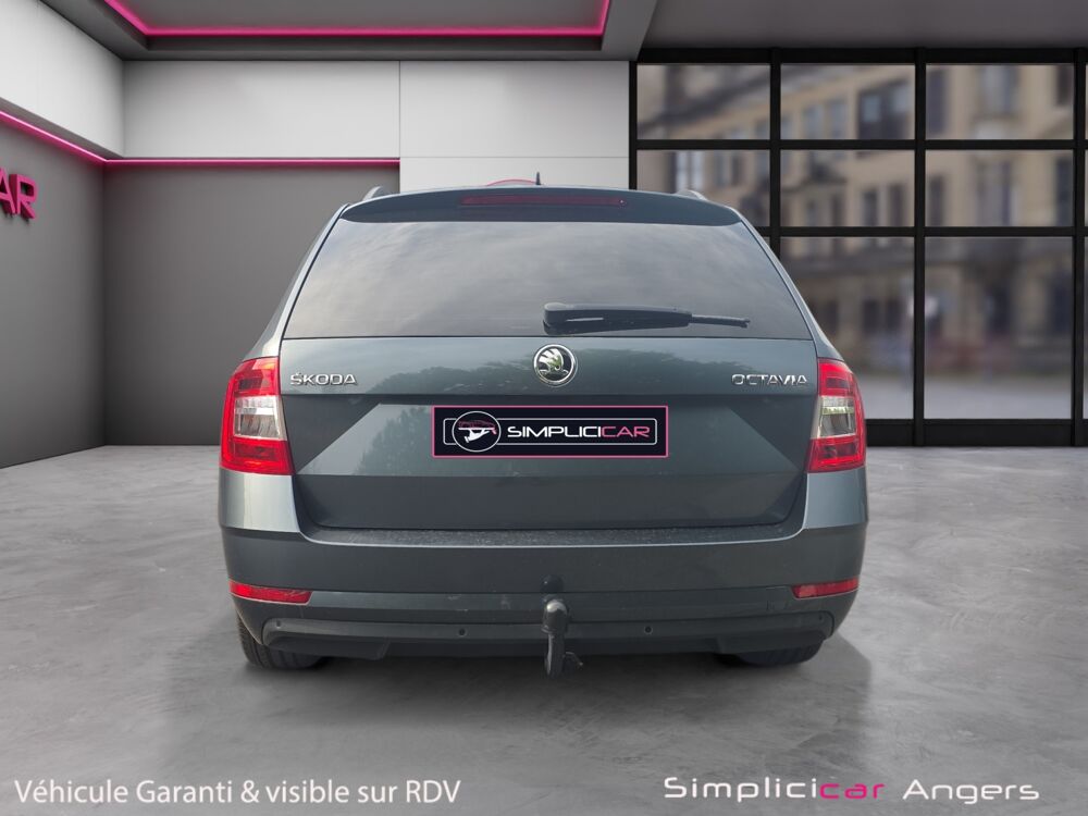 Octavia COMBI 2.0 TDI 150 DSG 2019 occasion 49070 Beaucouz&eacute;