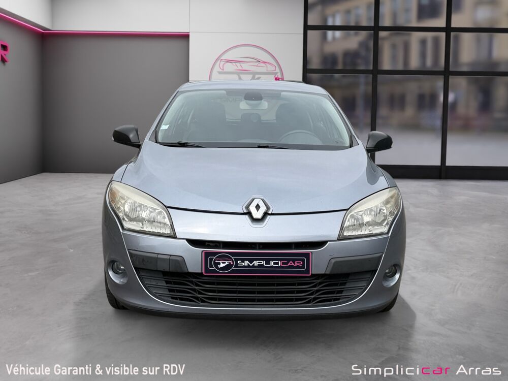 M&eacute;gane 1.6 16V 110 EXPRESSION 2009 occasion 62223 Saint-Laurent-Blangy