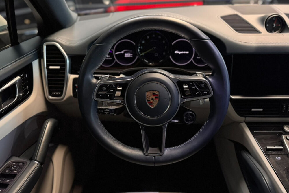 Cayenne 3.0 V6 E-HYBRID COUPE PLATINIUM EDITION 2023 occasion 64121 Serres-Castet
