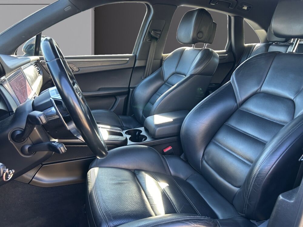 Macan 2.0 245 2019 occasion 34070 Montpellier