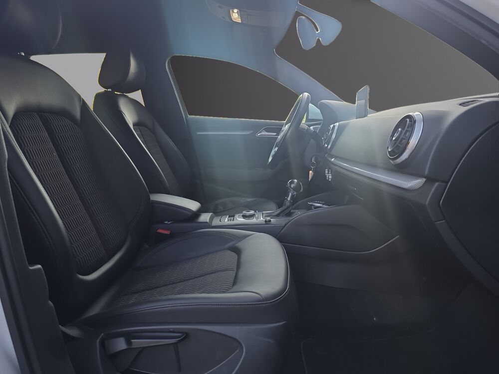 A3 1.4 TFSI 150 AMBITION LUXE S TRONIC 2014 occasion 49070 Beaucouz&eacute;