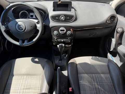Clio III INITIALE 1.6 16V BA 2011 occasion 06400 Cannes