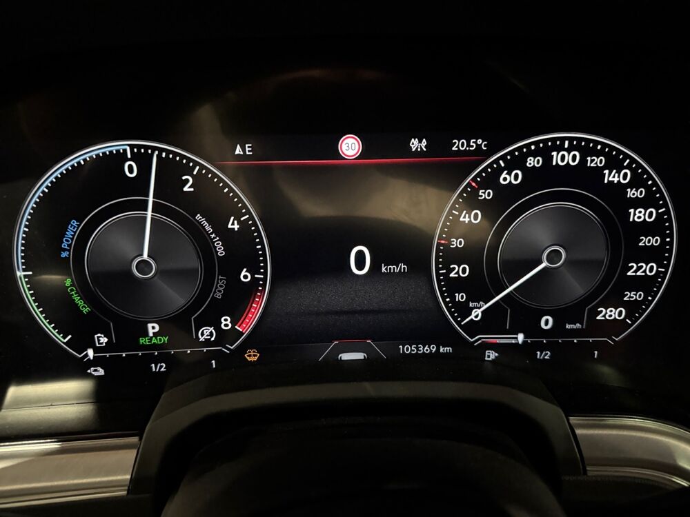Touareg 3.0 TSI E-HYBRID 381 4 MOTION BA 2021 occasion 64121 Serres-Castet