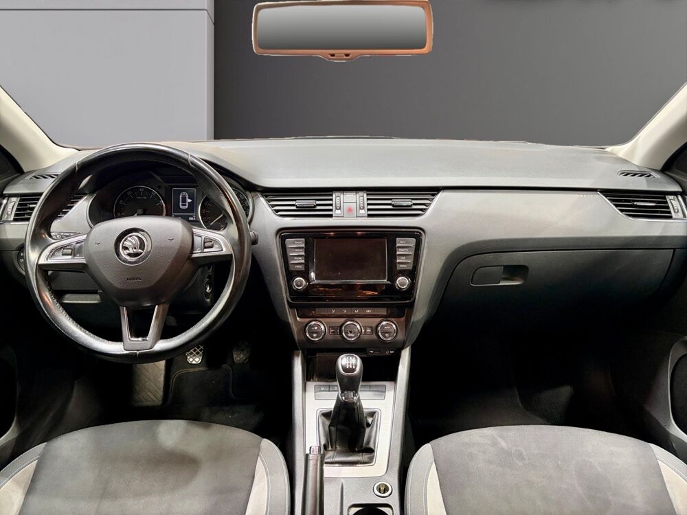 Octavia COMBI 1.2 TSI 110 EDITION 2016 occasion 69530 Brignais