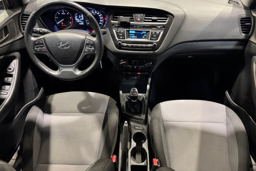 i20 II 1.4 CRDI 90 BUSINESS 2017 occasion 34070 Montpellier