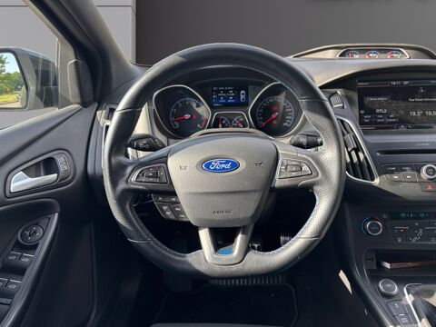 Focus III 2.3 ECOBOOST 350 S&S RS 5P 2016 occasion 25410 Saint-Vit