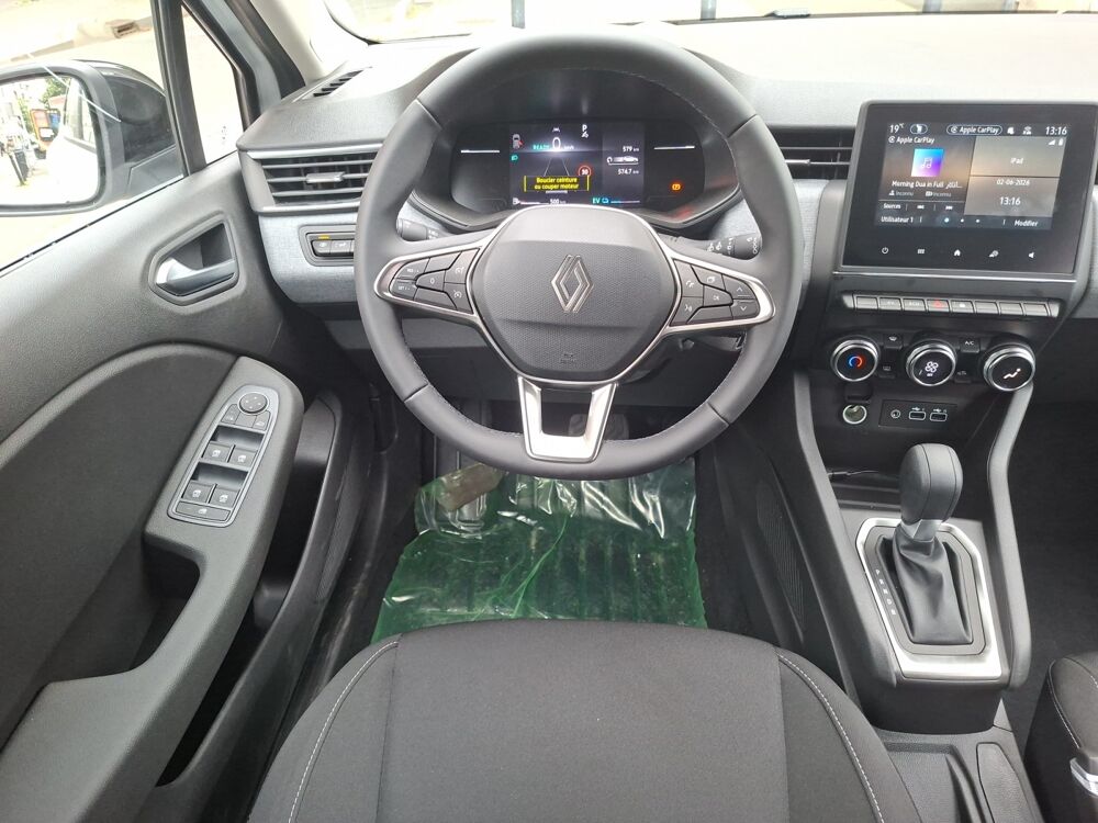 Clio 1.6 E-TECH 145 evolution 2026 occasion 93100 Montreuil