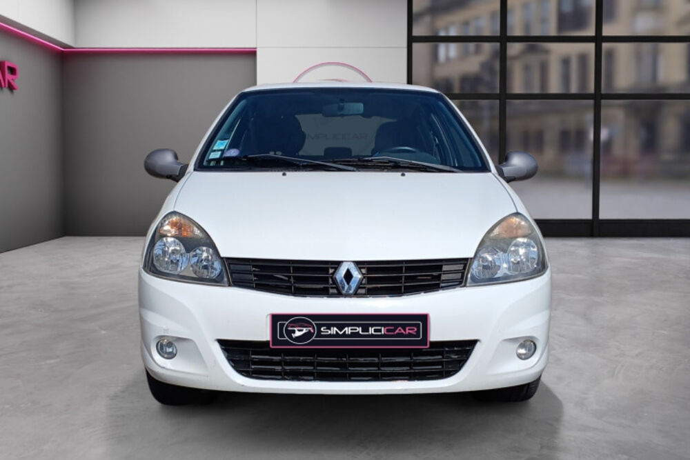 Clio III (2) 1.2 75 5P 2012 occasion 13600 La Ciotat
