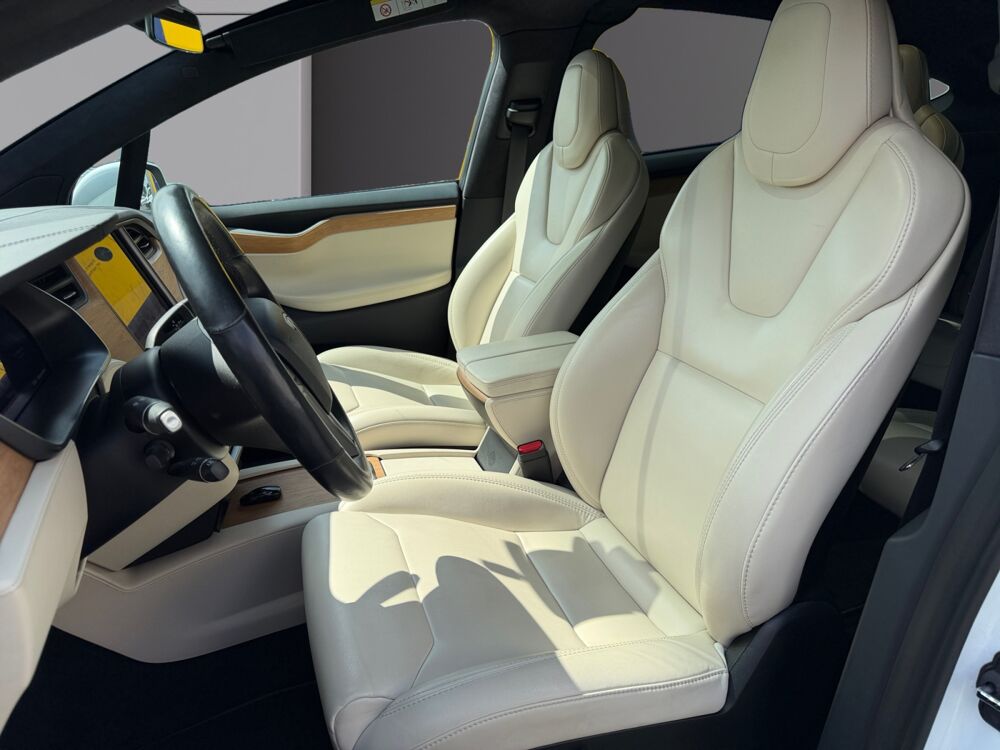 Model X DUAL MOTOR AWD 2019 occasion 14320 Saint-Andr&eacute;-sur-Orne