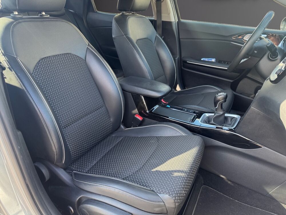 XCeed XCEED 1.0 T-GDI 120ch LAUCH EDITION 2021 occasion 13600 La Ciotat