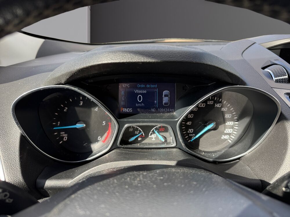 Kuga Sport Platinium 2014 occasion 45750 Saint-Pryv&eacute;-Saint-Mesmin
