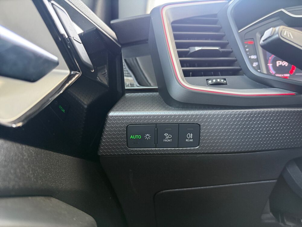 A1 30 TFSI S tronic 7 2020 occasion 83210 La Farl&egrave;de