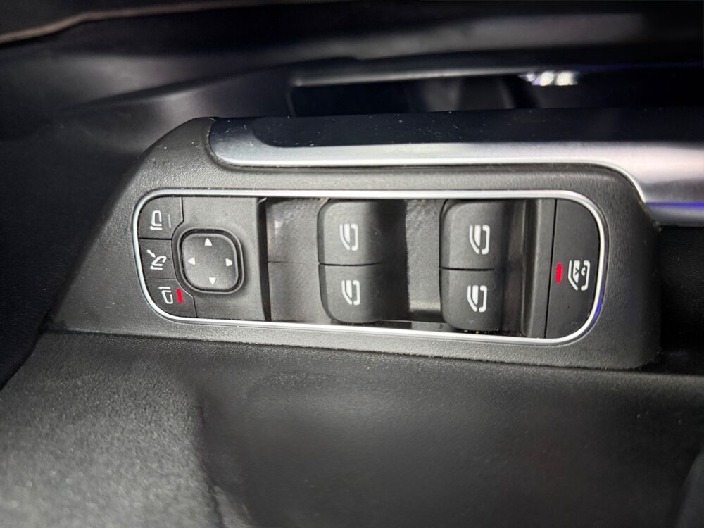 Classe A MERCEDES CLASSE GLB 200 D 2.0 AMG LINE BA 2022 occasion 93100 Montreuil