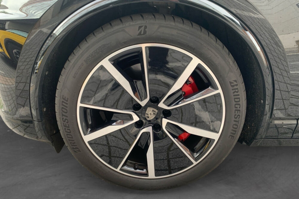 Macan TURBO 2024 occasion 93100 Montreuil