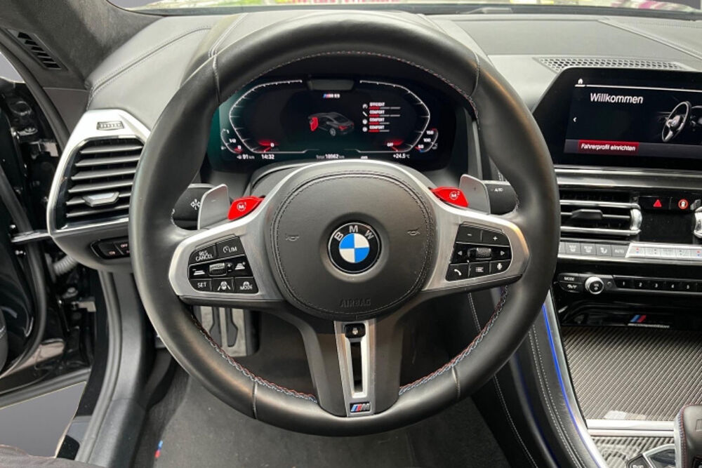 i8 COMPETITION V8 4.4 625CV FULL BLACK 2022 occasion 93100 Montreuil