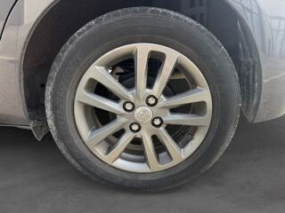 Yaris 1.3 VVTI 100 TECHNOLINE 2017 occasion 13600 La Ciotat