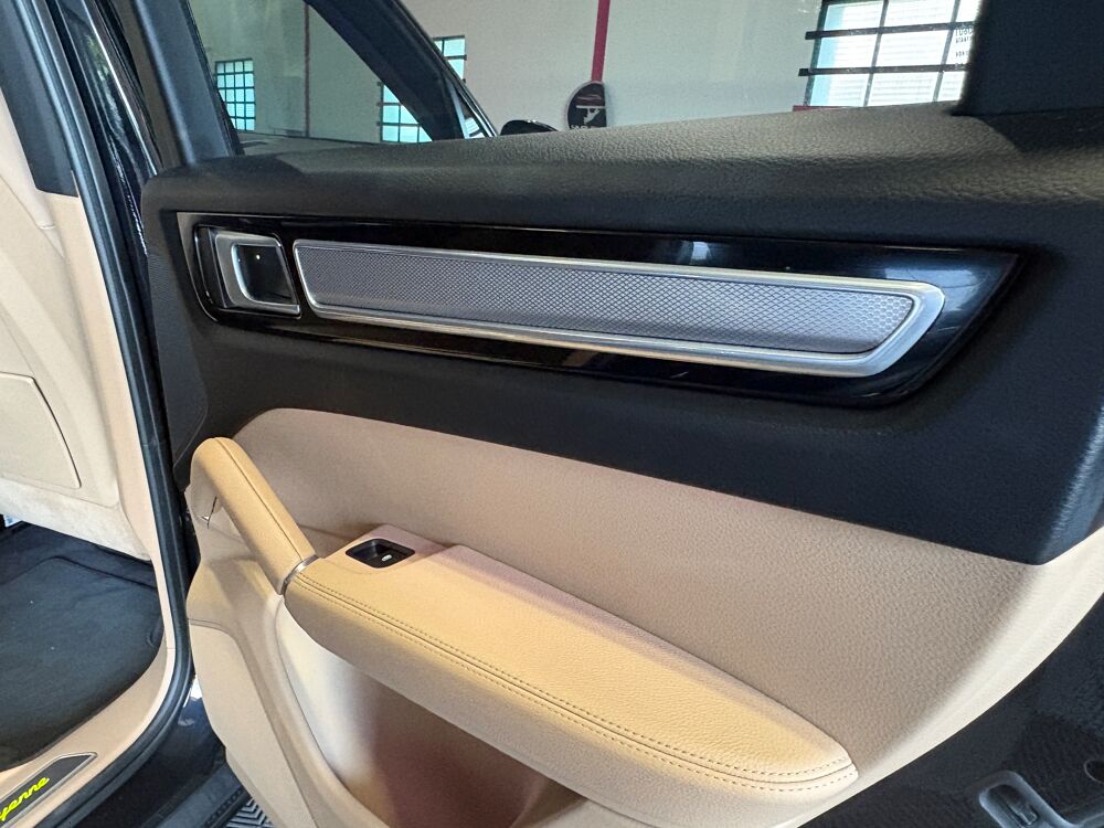 Cayenne 3.0 V6 E-HYBRID COUPE PLATINIUM EDITION 2021 occasion 73290 La Motte-Servolex