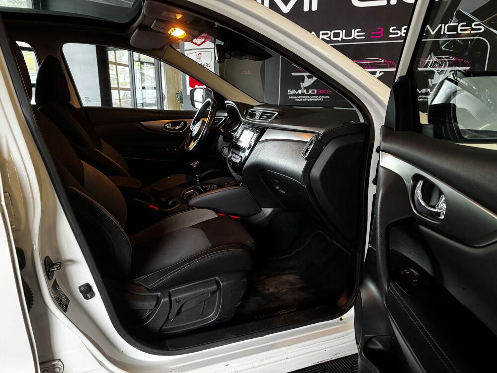 Qashqai 1.2 DIG-T 2018 occasion 73290 La Motte-Servolex