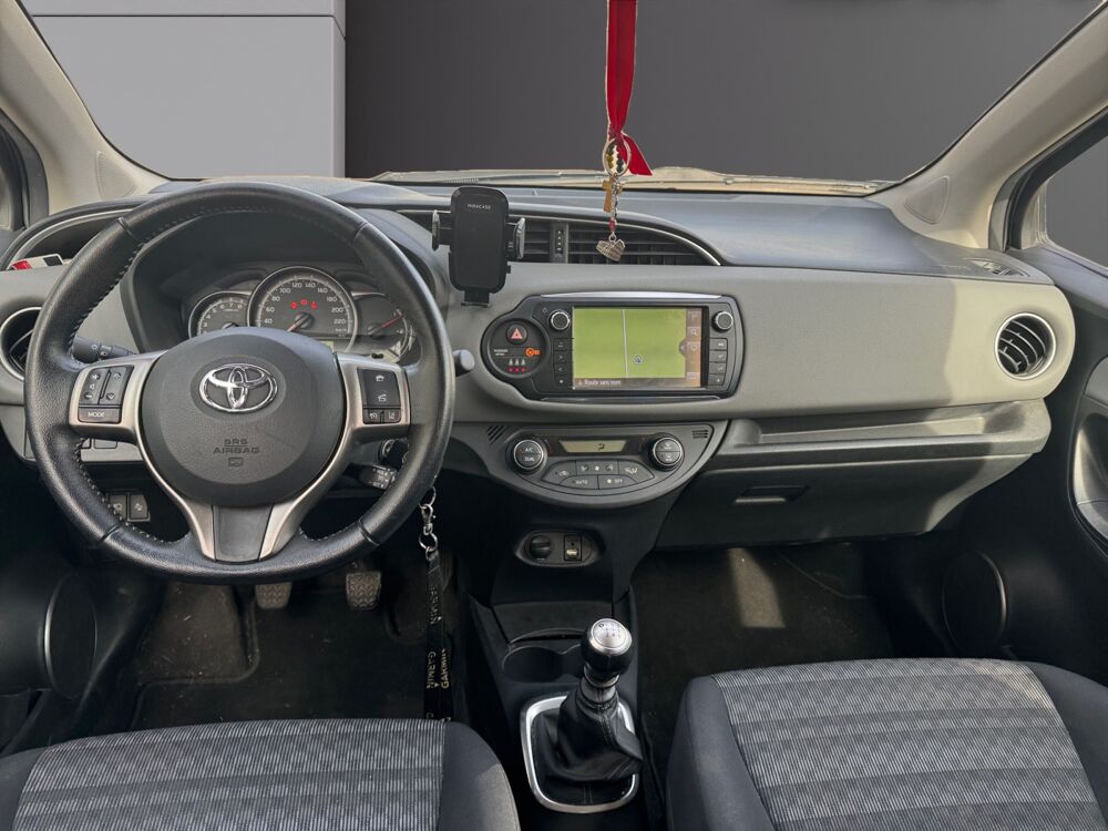 Yaris 1.3 VVTI 100 TECHNOLINE 2017 occasion 13600 La Ciotat