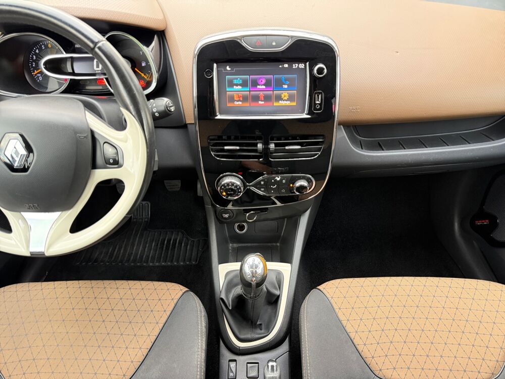 Clio LIMITED 2013 occasion 83210 La Farl&egrave;de