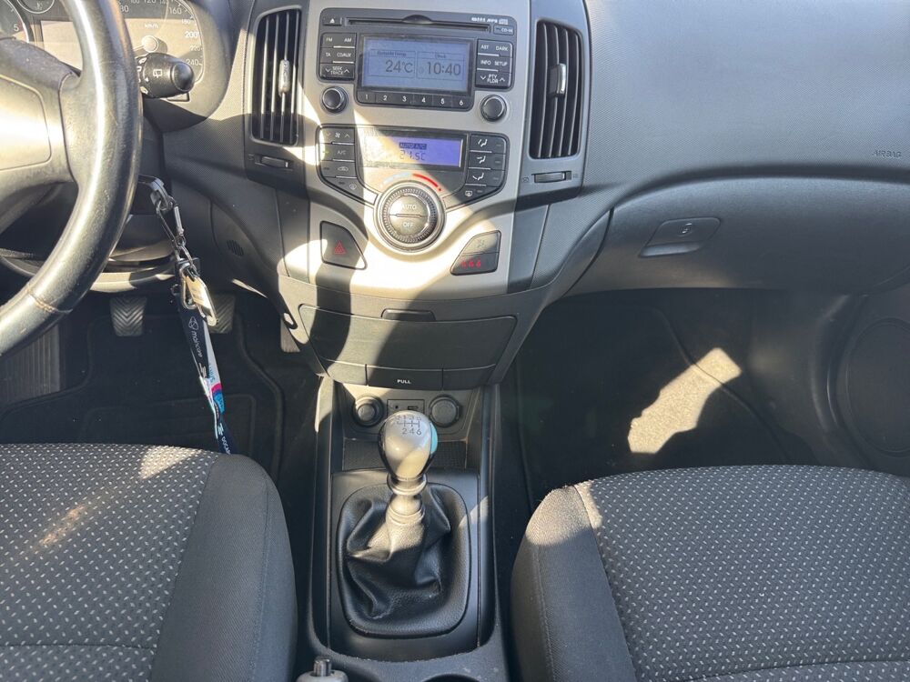 i30 1.6 CRDI 115 PACK SENSATION BLUE DRIVE 2010 occasion 34070 Montpellier