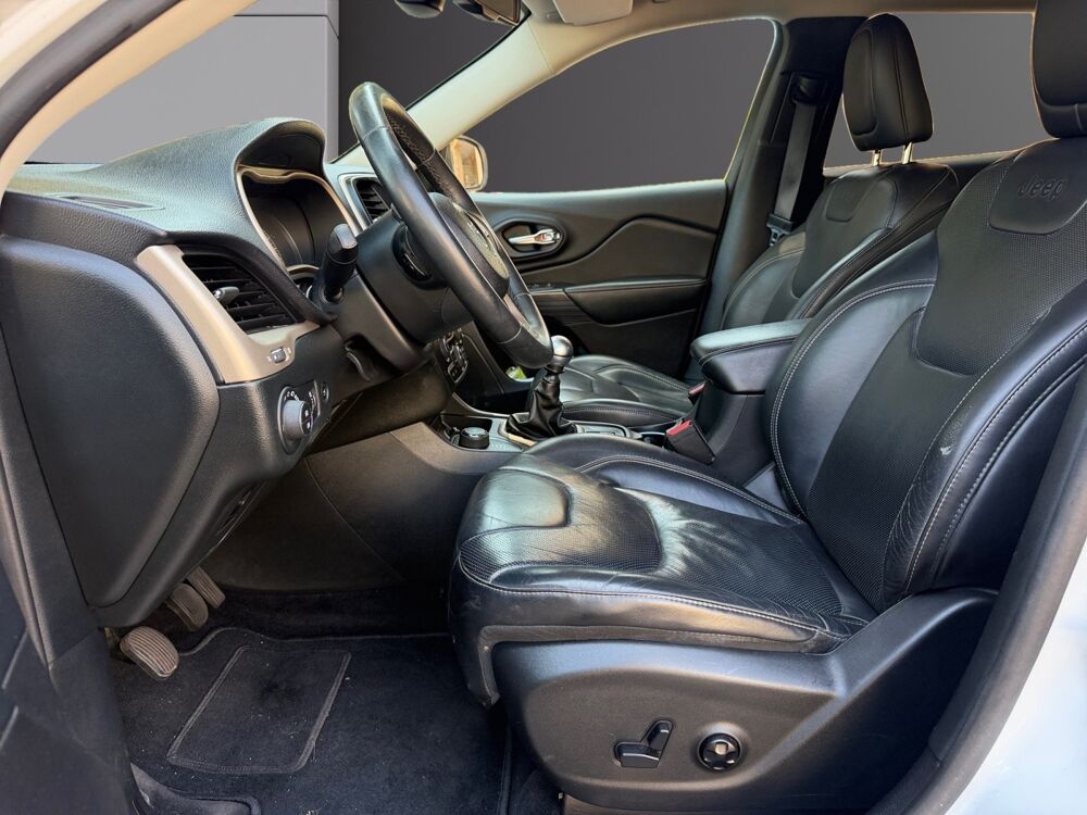 Cherokee 2.0 MULTIJET 140 LIMITED 2015 occasion 06400 Cannes