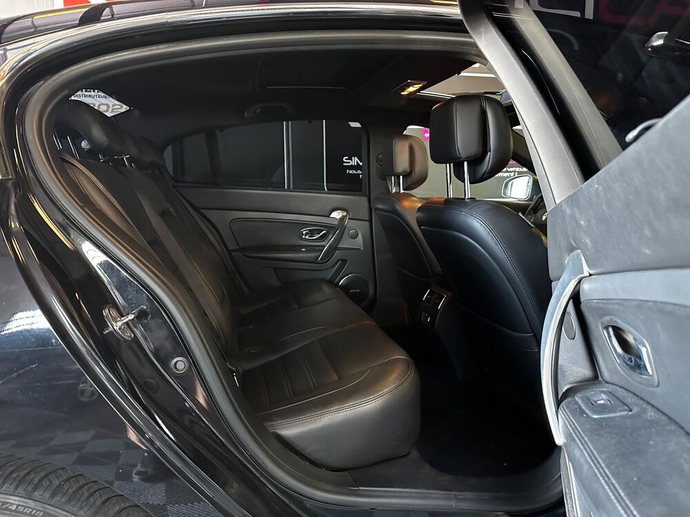 Latitude 2.0 DCI 175 INITIALE PARIS BA 2013 occasion 73290 La Motte-Servolex