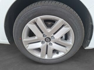 Clio 1.6 E-TECH 145 evolution 2026 occasion 93100 Montreuil