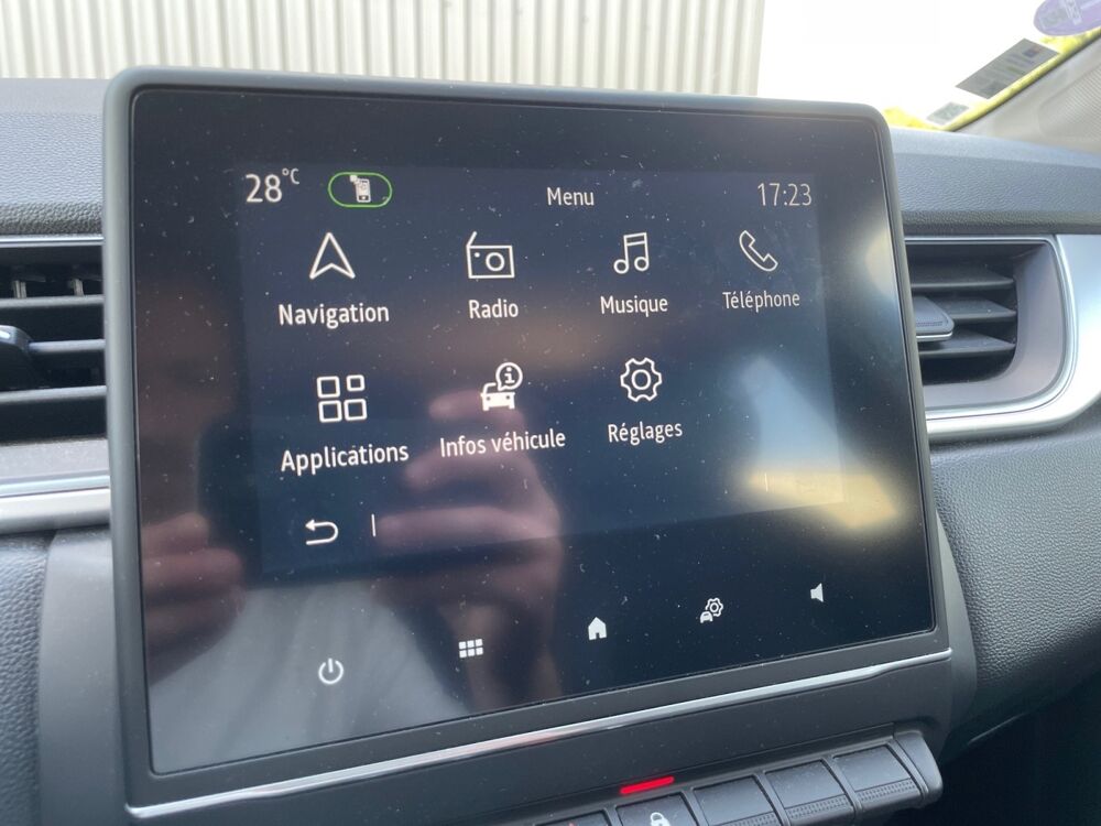 Captur 1.3 MILD HYBRID 140 INTENSE 2022 occasion 49070 Beaucouz&eacute;