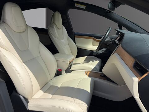 Model X DUAL MOTOR AWD 2019 occasion 14320 Saint-Andr&eacute;-sur-Orne