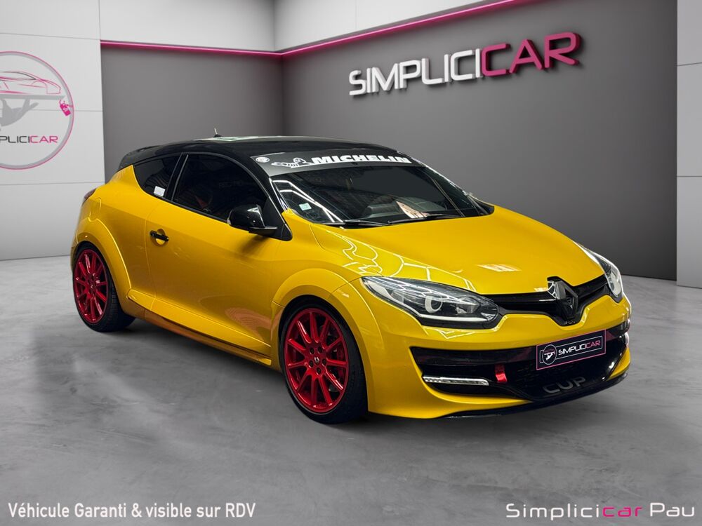 M&eacute;gane 2.0 16V 265 RS RED BULL RACING 2014 occasion 64121 Serres-Castet