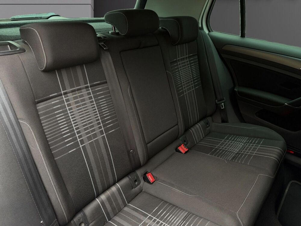 Golf 1.6 TDI 110 LOUNGE 2015 occasion 30900 Nimes