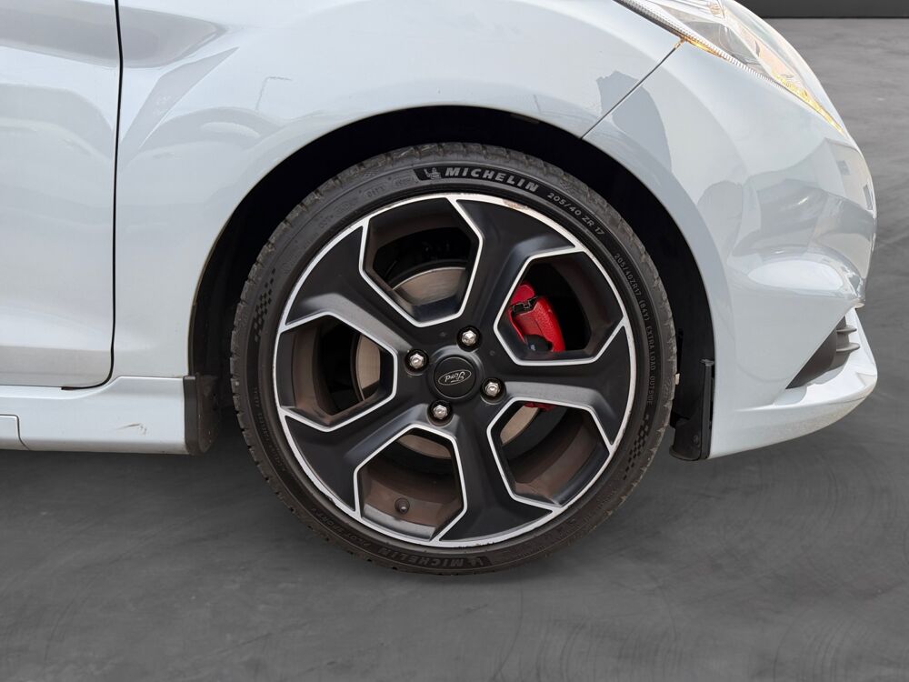 Fiesta ST200 2016 occasion 83210 La Farl&egrave;de