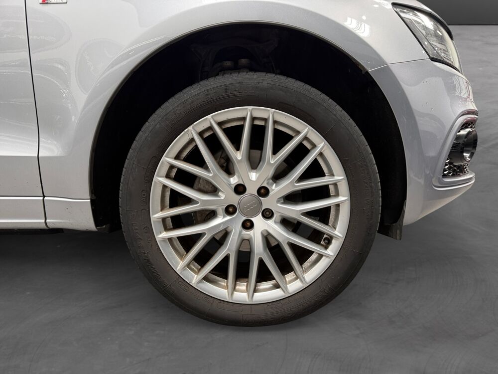 Q5 2.0 TDI 190 S LINE COMPETITION PLUS QUATTRO S TRON 2016 occasion 69530 Brignais
