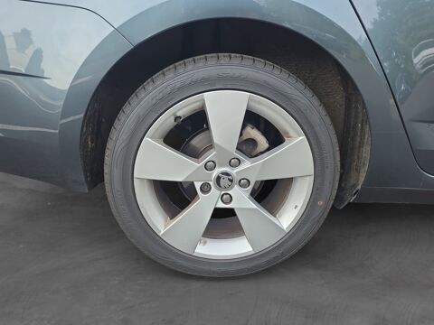Octavia COMBI 2.0 TDI 150 DSG 2019 occasion 49070 Beaucouz&eacute;