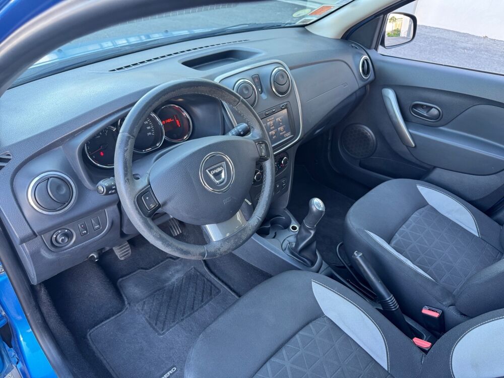 Sandero 1.5 DCI 90ch STEPWAY 2015 occasion 13600 La Ciotat