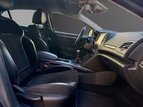 M&eacute;gane TCE 130 INTENS 2017 occasion 06400 Cannes