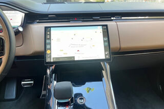 Range Rover P550e AWD 3.0L i6 PHEV Autobiography 2024 occasion 93100 Montreuil
