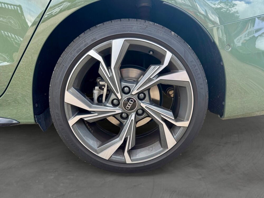 A3 BERLINE 35 TFSI MILD HYBRID 150 ch S LINE S TRONIC 7 2024 occasion 27000 &Eacute;vreux