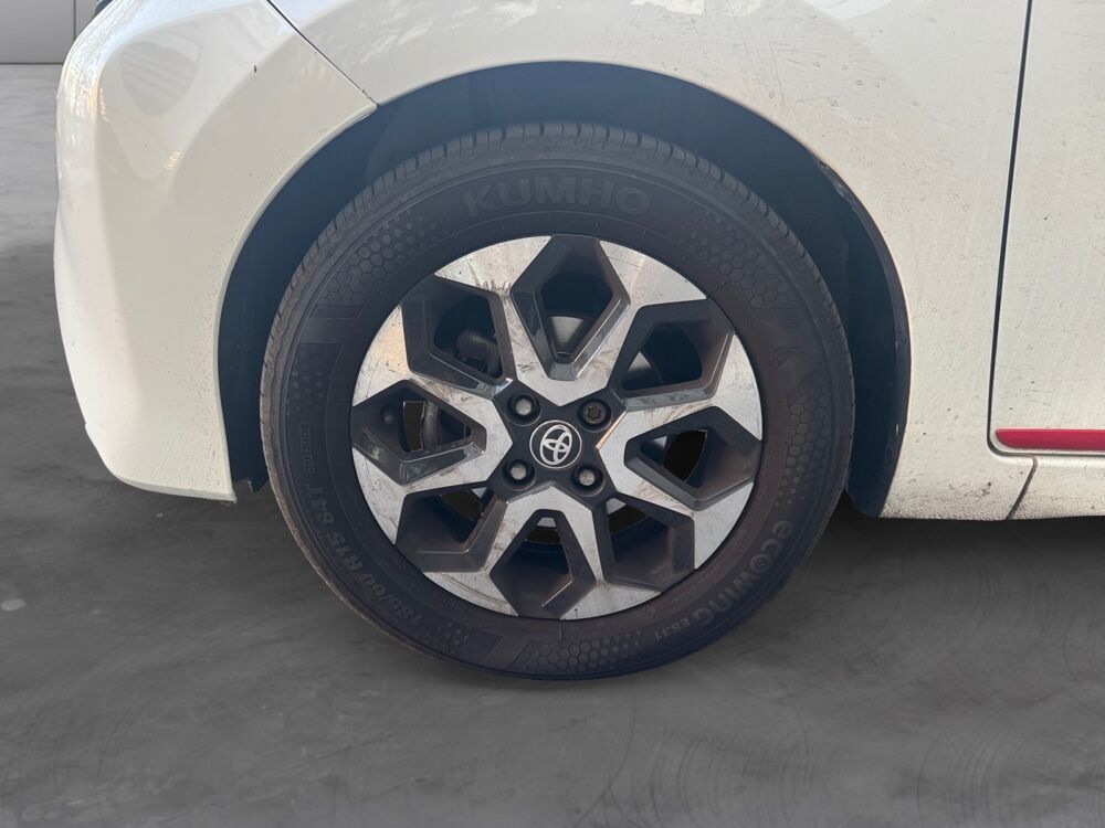 Aygo 1.0 VVT-I 72 X-CLUSIV PH2 2019 occasion 93100 Montreuil