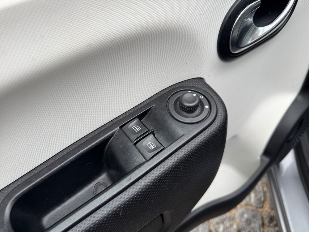 Twingo Intens 2019 occasion 45750 Saint-Pryv&eacute;-Saint-Mesmin