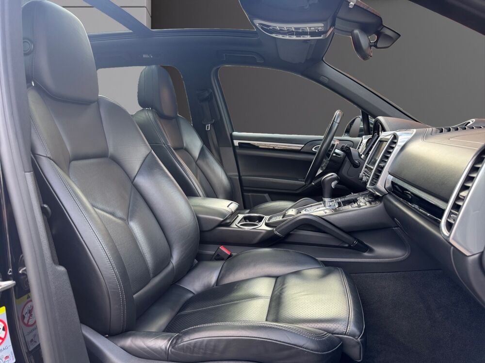 Cayenne 3.0 V6 S E-HYBRID TIPTRONIC S 2015 occasion 93100 Montreuil