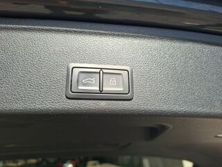 A4 AVANT 40 TDI 190 S LINE QUATTRO S TRONIC 2019 occasion 93100 Montreuil